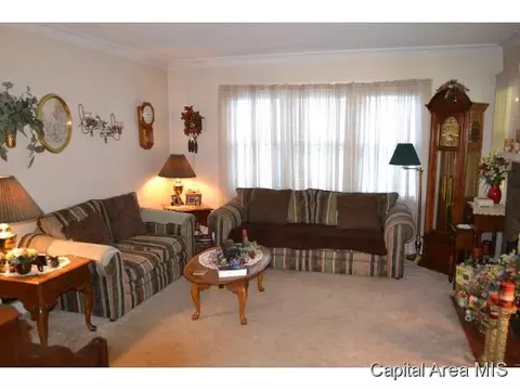 2524 S 8th, Springfield, IL 62703 photo 3