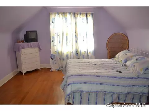 2524 S 8th, Springfield, IL 62703 photo 8