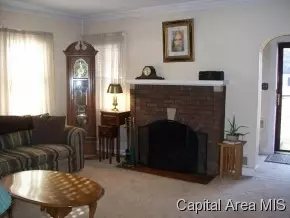 2524 S 8th, Springfield, IL 62703 photo 2