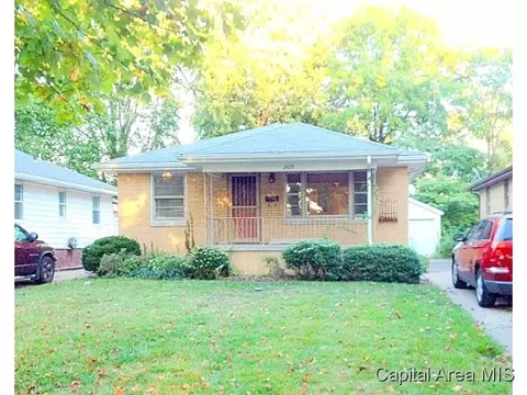 2428 S 4th St, Springfield, IL 62703 photo 1