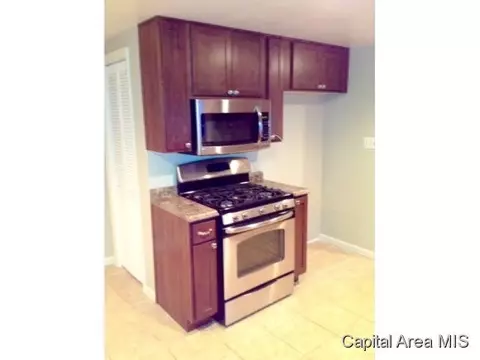 2428 S 4th St, Springfield, IL 62703 photo 8