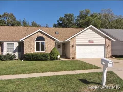 2525 Chapel Hl, Springfield, IL 62702 photo 1
