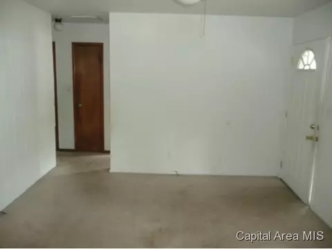 1968 E Converse Ave, Springfield, IL 62702 photo 8