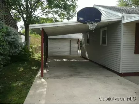 1968 E Converse Ave, Springfield, IL 62702 photo 3