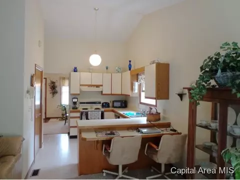 18 Holliday, Springfield, IL 62702 photo 9