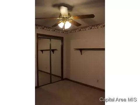 1412 Burning Bush Ct, Springfield, IL 62712 photo 15