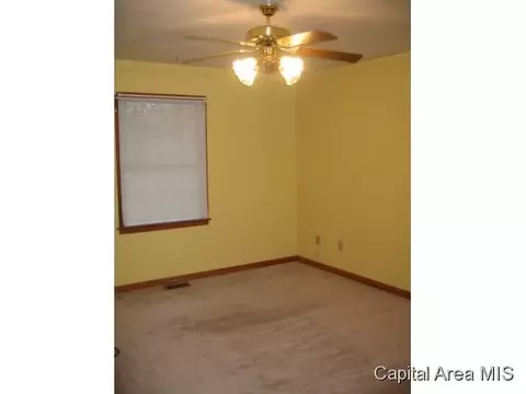 321 Apple Orch, Springfield, IL 62707 photo 4