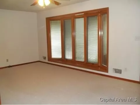 2720 Queensway, Springfield, IL 62703 photo 7