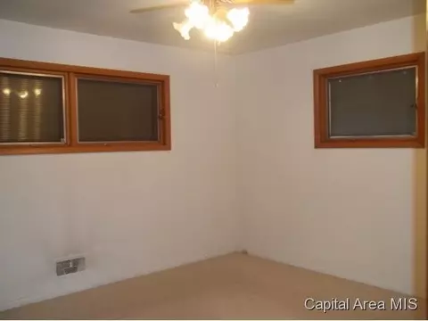 2720 Queensway, Springfield, IL 62703 photo 8