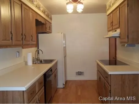 2720 Queensway, Springfield, IL 62703 photo 3