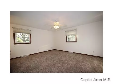 2306 Montclair, Springfield, IL 62704 photo 14