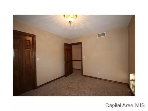2306 Montclair, Springfield, IL 62704 photo 21