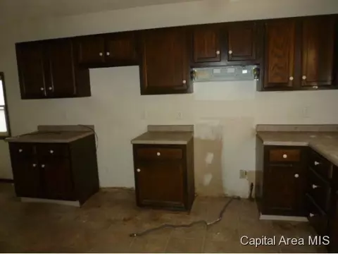 2408 S 12th Street St, Springfield, IL 62703 photo 6