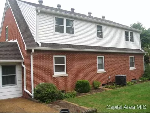 4 Bridge Ter, Springfield, IL 62704 photo 2