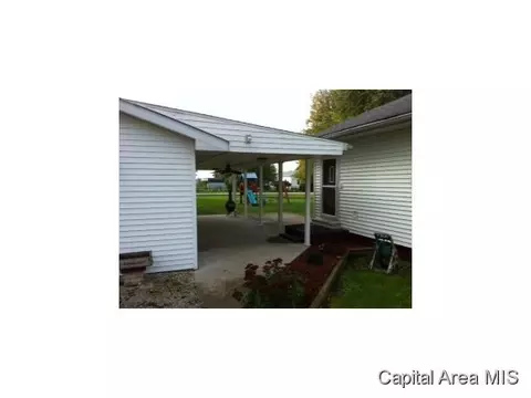 302 E Main, Concord, IL 62631 photo 17