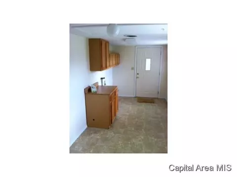 302 E Main, Concord, IL 62631 photo 13