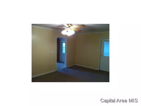302 E Main, Concord, IL 62631 photo 3