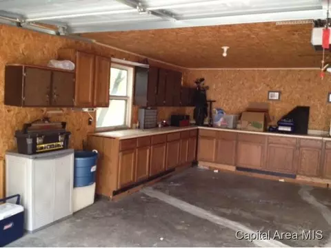 2421 E Griffith, Springfield, IL 62702 photo 5