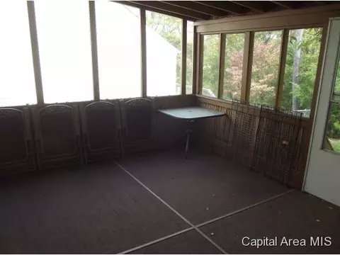 900 Helene, Springfield, IL 62702 photo 7