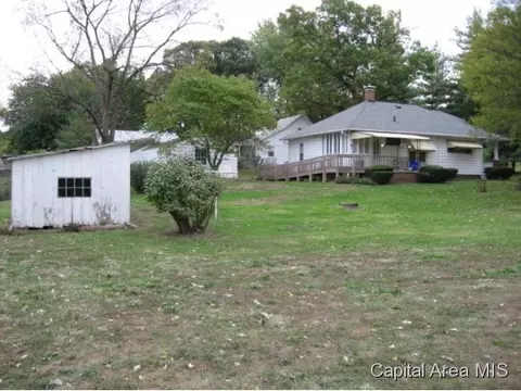 709 E Madison St, Riverton, IL 62561 photo 18