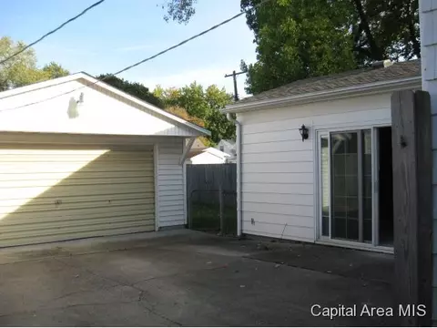 2060 N 21st St, Springfield, IL 62712 photo 5