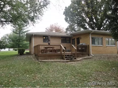 137 S State St, Greenview, IL 62642 photo 15