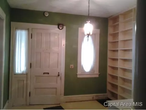 804 W Edwards, Springfield, IL 62704 photo 4