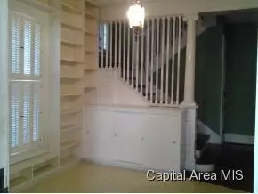 804 W Edwards, Springfield, IL 62704 photo 2