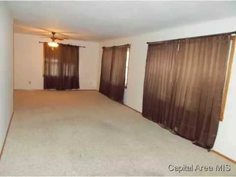 1900 N 23rd Street St, Springfield, IL 62702 photo 4