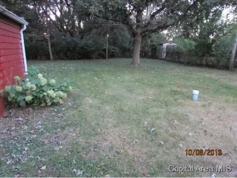 81 Glen Aire Dr, Springfield, IL 62703 photo 5