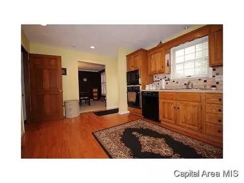 620 Tecumseh Trl, Springfield, IL 62711 photo 8