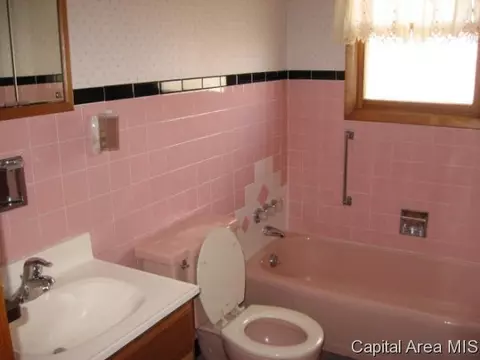 2 Providence Ln, Springfield, IL 62711 photo 11