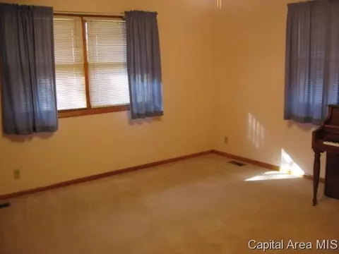 2 Providence Ln, Springfield, IL 62711 photo 12
