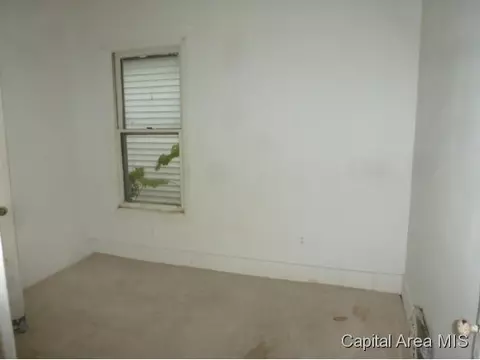 1719 E Clay St, Springfield, IL 62703 photo 9
