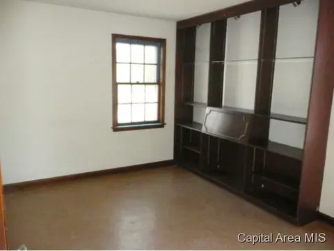 1400 Mossman Ave, Springfield, IL 62702 photo 9