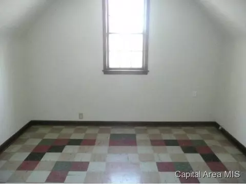 1400 Mossman Ave, Springfield, IL 62702 photo 11