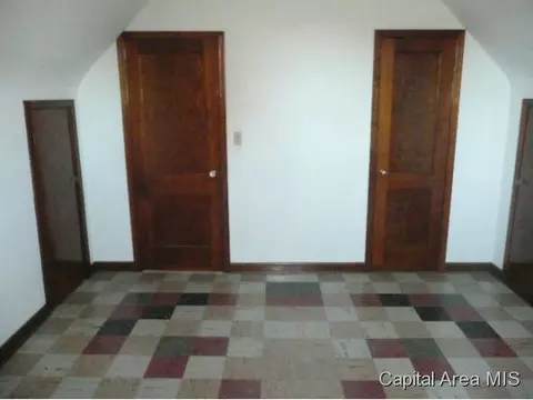 1400 Mossman Ave, Springfield, IL 62702 photo 12