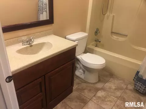 2428 Lindbergh Blvd, Springfield, IL 62704 photo 24