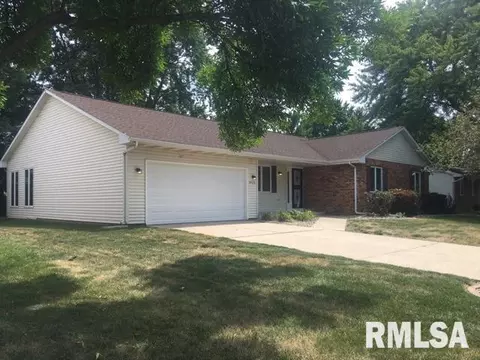 2428 Lindbergh Blvd, Springfield, IL 62704 photo 1