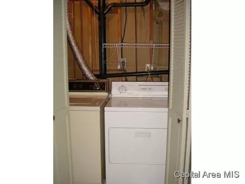1924 Camden Rd, Springfield, IL 62702 photo 16