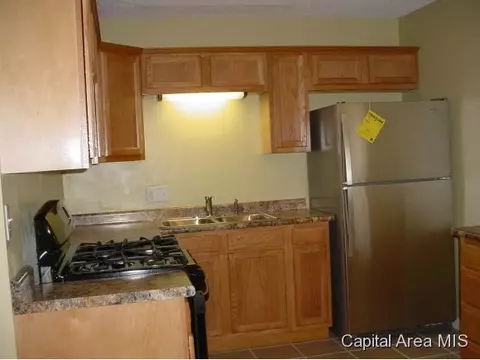 1924 Camden Rd, Springfield, IL 62702 photo 6