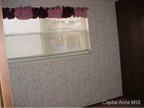 1924 Camden Rd, Springfield, IL 62702 photo 12