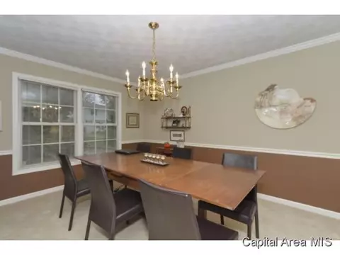 1520 Weston Pointe Dr, Springfield, IL 62704 photo 4