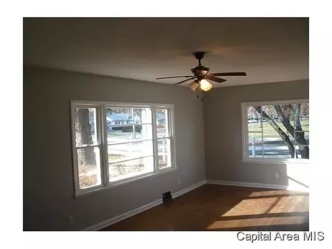 61 Circle Dr, Springfield, IL 62703 photo 3