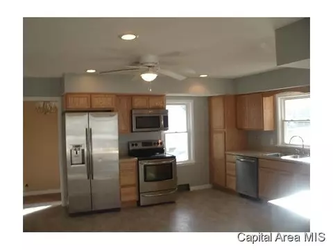 61 Circle Dr, Springfield, IL 62703 photo 8