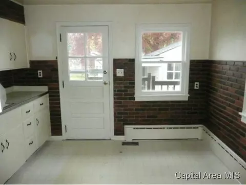 812 N Stephens, Springfield, IL 62702 photo 4