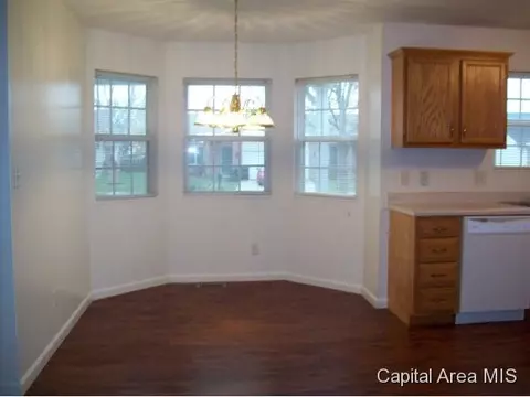 2411 Cormorant, Springfield, IL 62711 photo 4
