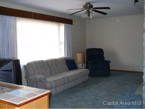 2400 Tamaroa, Springfield, IL 62702 photo 6