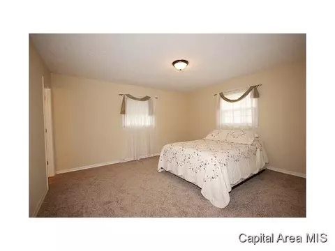 3154 Elmhurst Dr, Springfield, IL 62704 photo 15