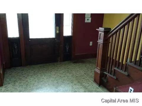 319 W Mason, Springfield, IL 62702 photo 2